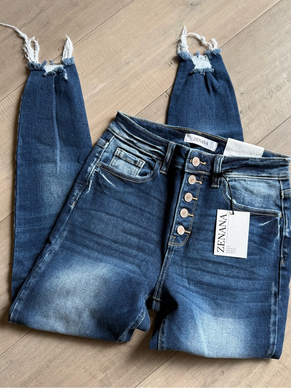 Zenana Outfitters Dark Blue High-Rise Button-Fly Cropped Jeans (137)